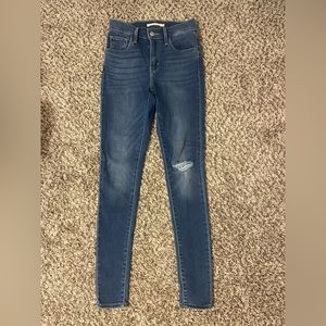 Levi’s 720 High Rise Super Skinny Jeans